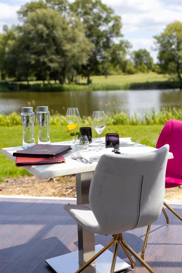 Kingfisher Hotel, Golf And Country Club Милтон-Кейнс Экстерьер фото