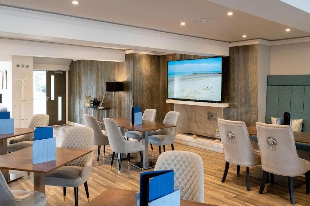 Kingfisher Hotel, Golf And Country Club Милтон-Кейнс Экстерьер фото